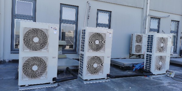 車間大型中央空調安裝分為哪些階段？車間商用大型中央空調安裝注意事項