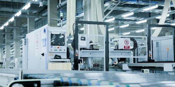 家具廠安裝中央空調(diào)多少錢(qián)