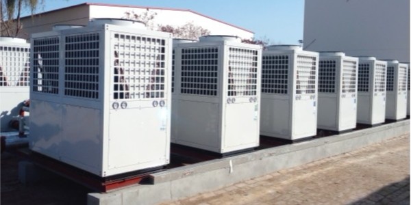 空氣能熱水器廣泛應用于各大院校 影響其選購價格的因素有哪些？