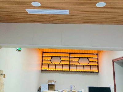 茶室美的空調和三菱新風安裝工程